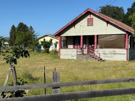 2082 Fulton Road Santa Rosa CA 95403