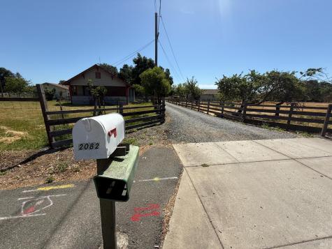 2082 Fulton Road Santa Rosa CA 95403