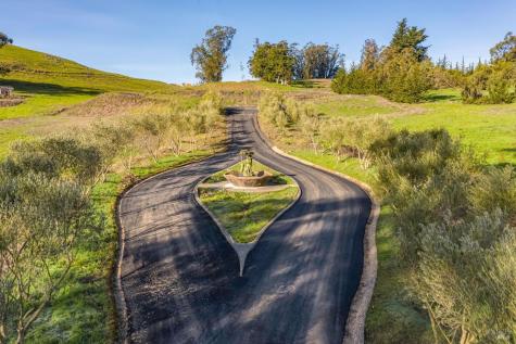 1355 Rose Avenue Penngrove CA 94951