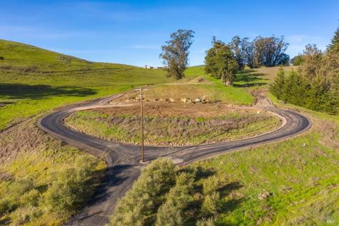 1355 Rose Avenue Penngrove CA 94951