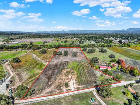 5695 Bravo Toro Lane Santa Rosa CA 95401