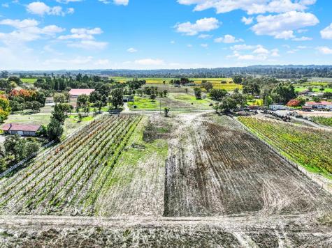 5695 Bravo Toro Lane Santa Rosa CA 95401