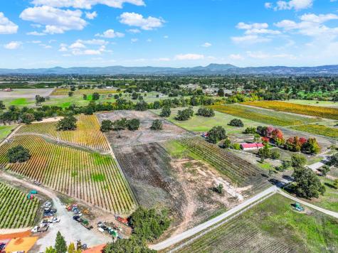 5695 Bravo Toro Lane Santa Rosa CA 95401