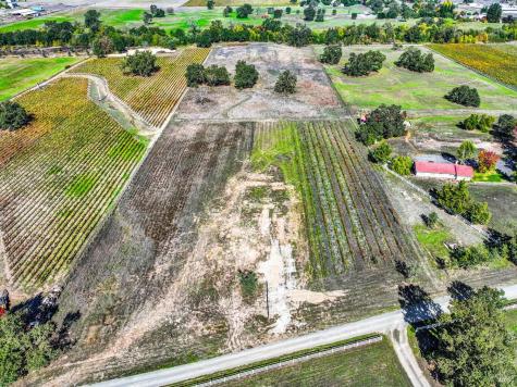 5695 Bravo Toro Lane Santa Rosa CA 95401