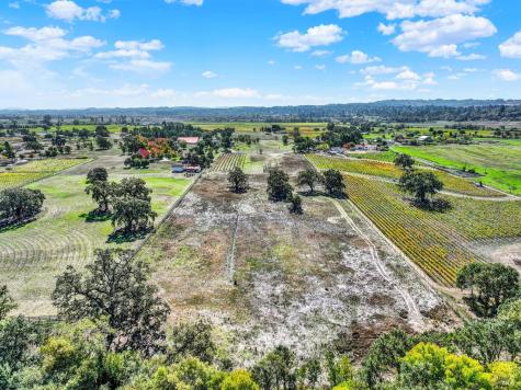 5695 Bravo Toro Lane Santa Rosa CA 95401