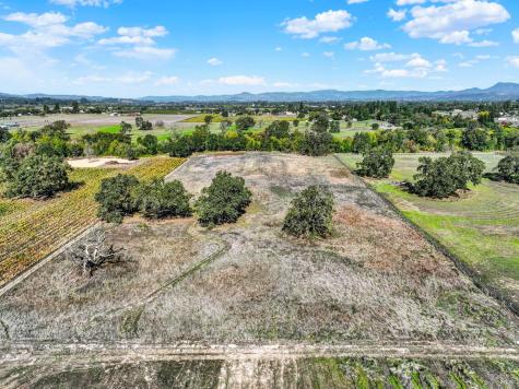 5695 Bravo Toro Lane Santa Rosa CA 95401