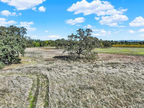 5695 Bravo Toro Lane Santa Rosa CA 95401