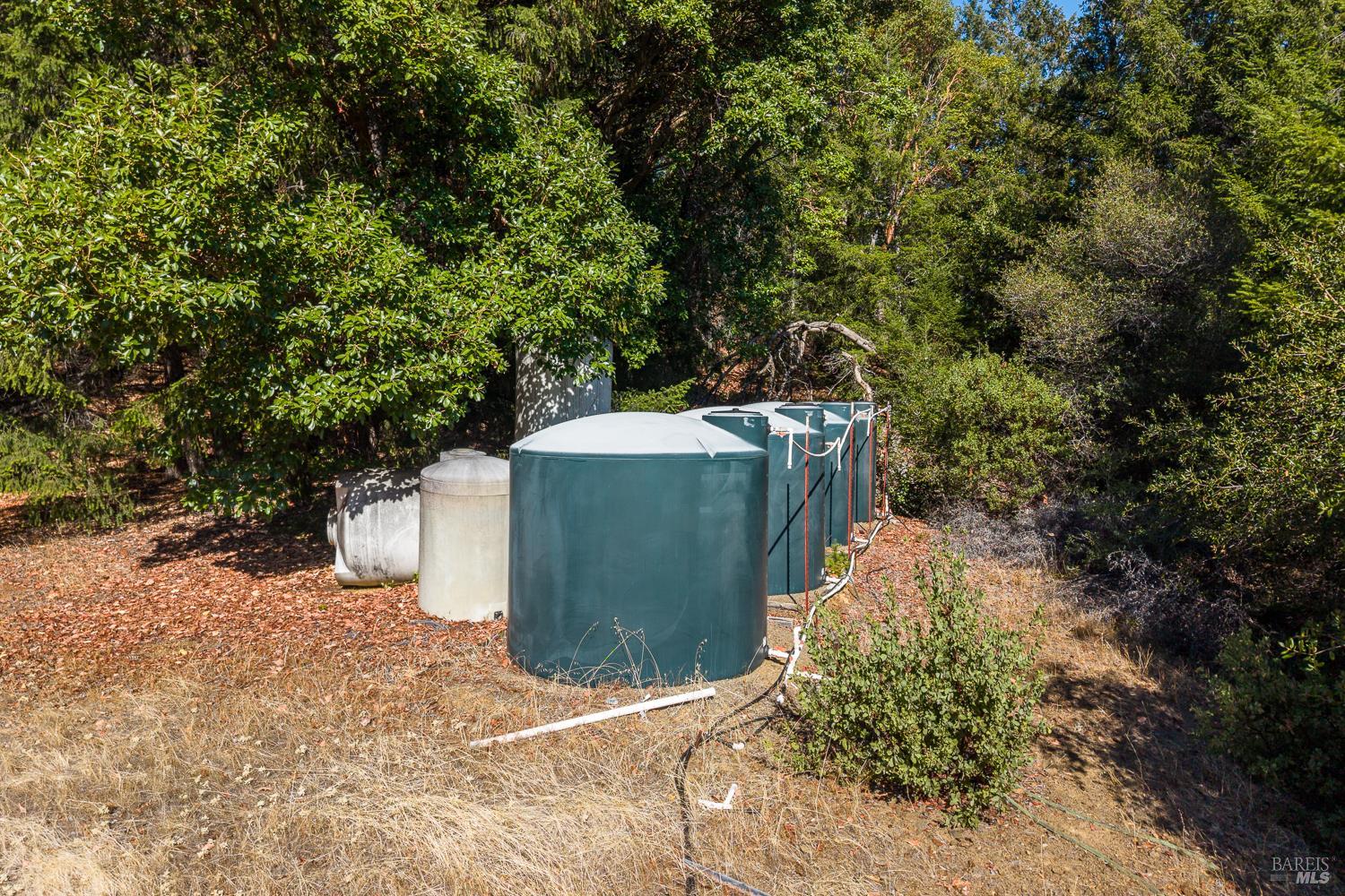 6650 Robinson Creek Road Ukiah CA 95482