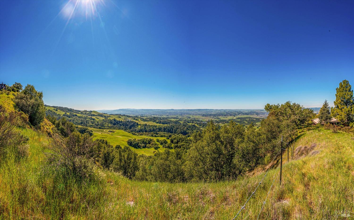 6048 Hyland Way Penngrove CA 94951