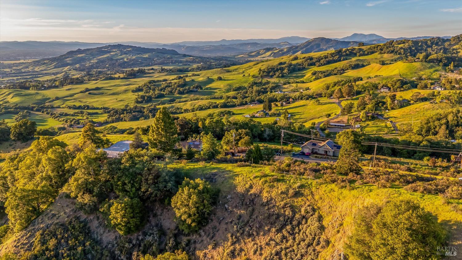 6048 Hyland Way Penngrove CA 94951