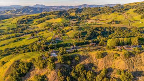 6048 Hyland Way Penngrove CA 94951