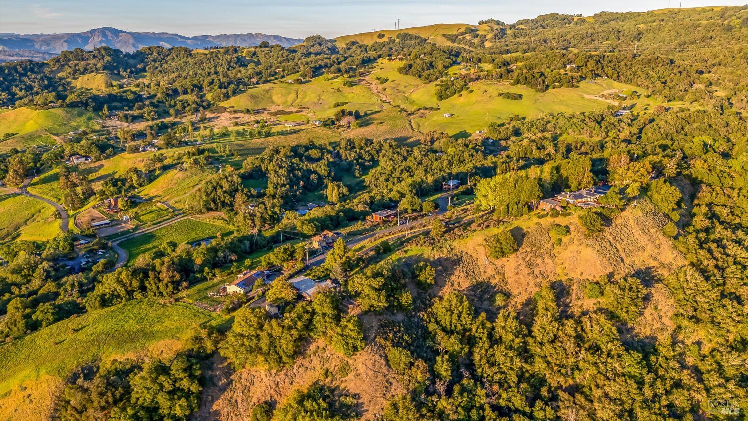 6048 Hyland Way Penngrove CA 94951