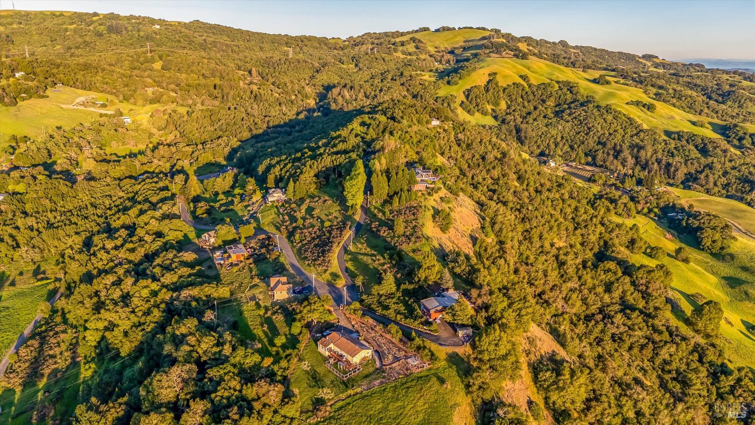 6048 Hyland Way Penngrove CA 94951