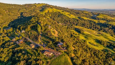 6048 Hyland Way Penngrove CA 94951