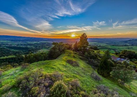 6048 Hyland Way Penngrove CA 94951