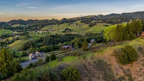 6048 Hyland Way Penngrove CA 94951