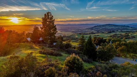 6048 Hyland Way Penngrove CA 94951
