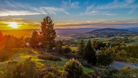 6048 Hyland Way Penngrove CA 94951