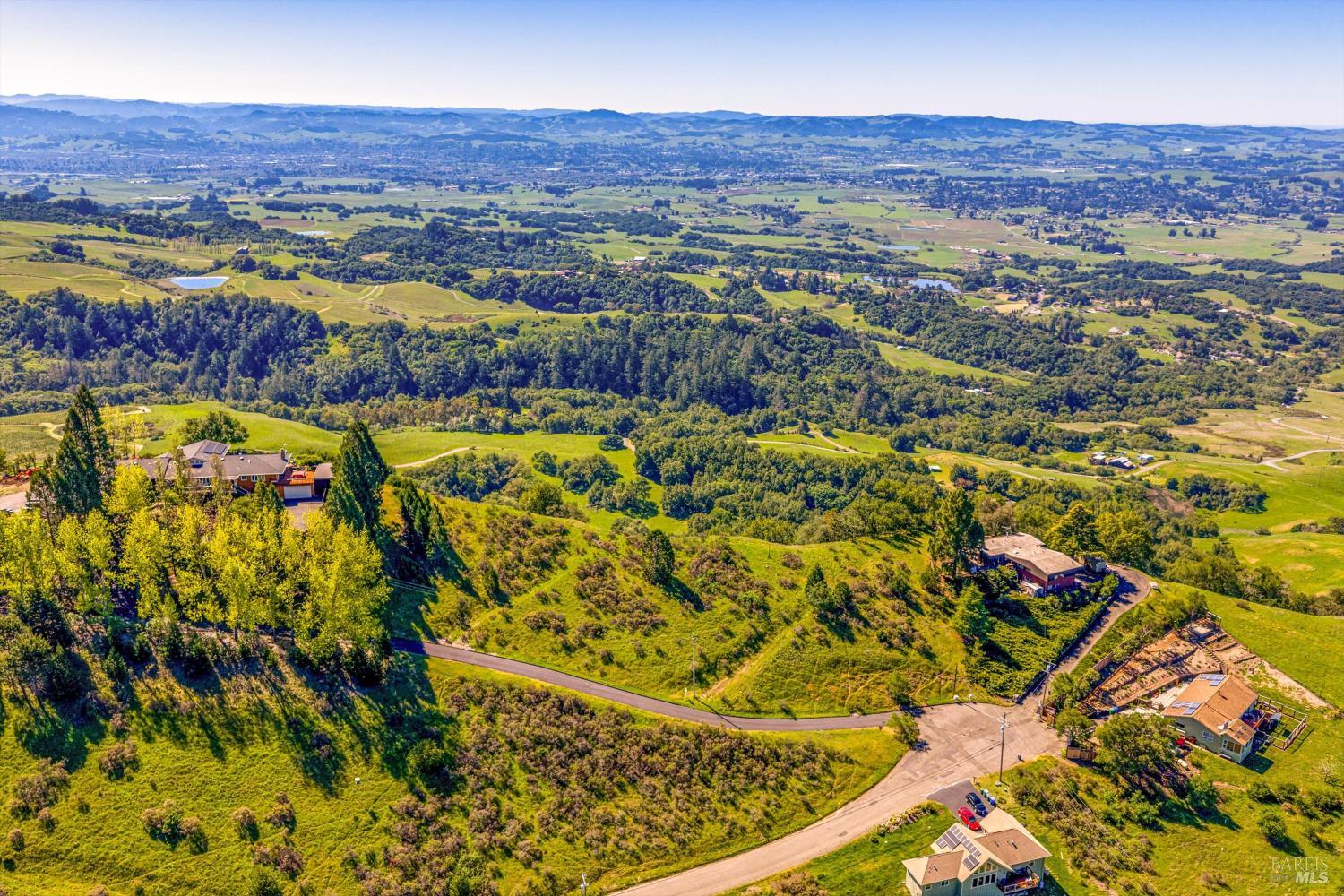 6048 Hyland Way Penngrove CA 94951