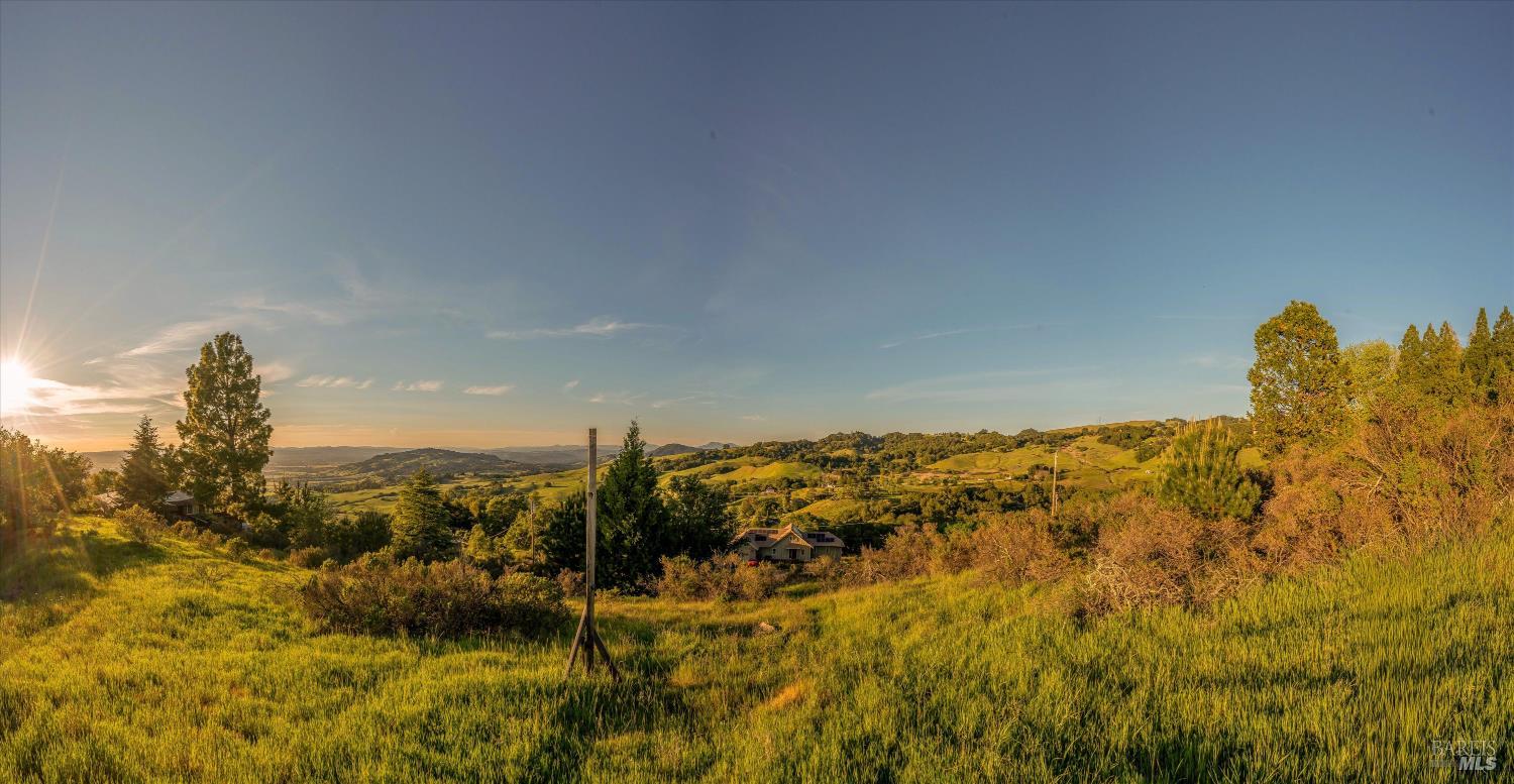 6048 Hyland Way Penngrove CA 94951