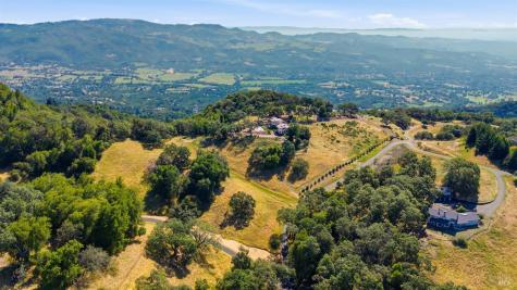 6080 Grove Street Sonoma CA 95476
