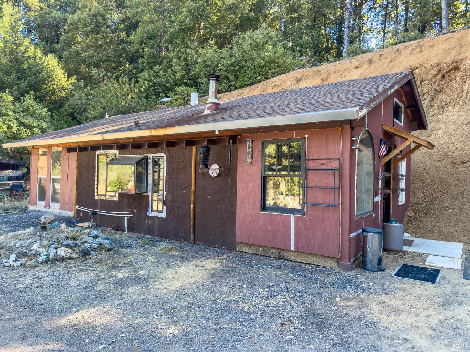30750 Timberline Road Willits CA 95490