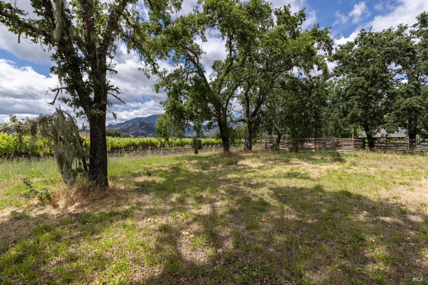 3004 W Money Lane W Calistoga CA 94515