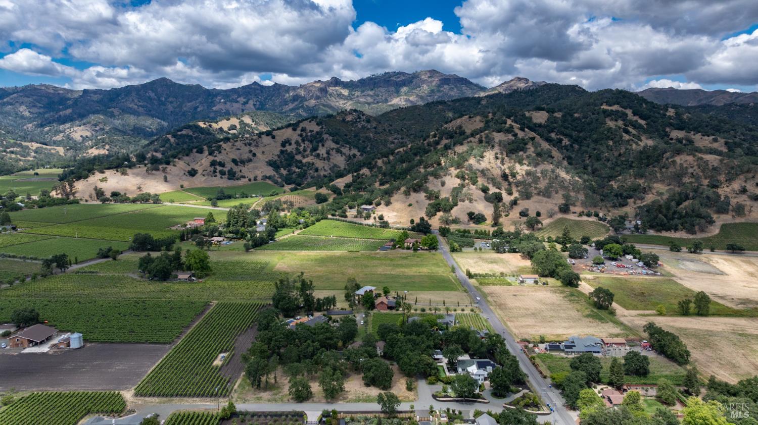 3004 W Money Lane W Calistoga CA 94515