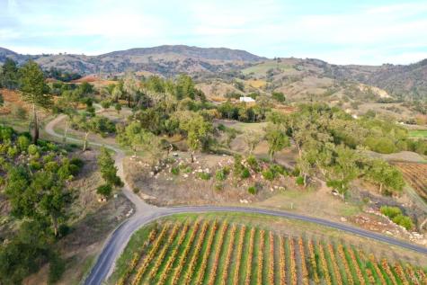 577 Artisan Circle Geyserville CA 95441