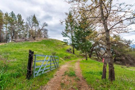 1401 Big Ridge Road Healdsburg CA 95448