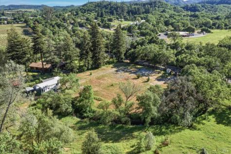 27632 Asti Road Cloverdale CA 95425