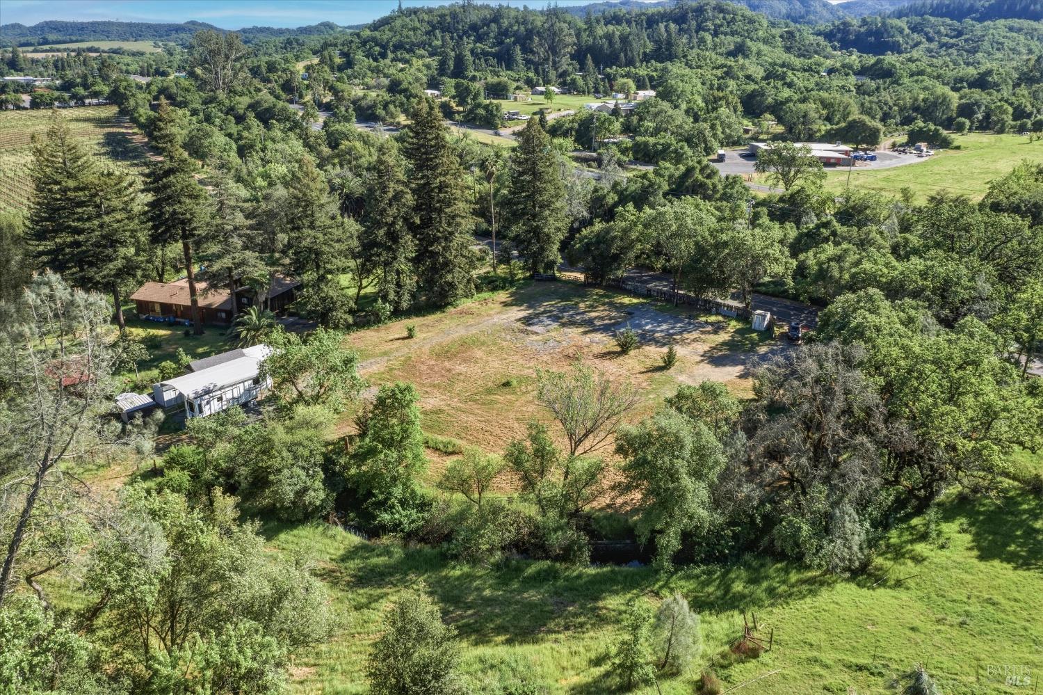 27632 Asti Road Cloverdale CA 95425