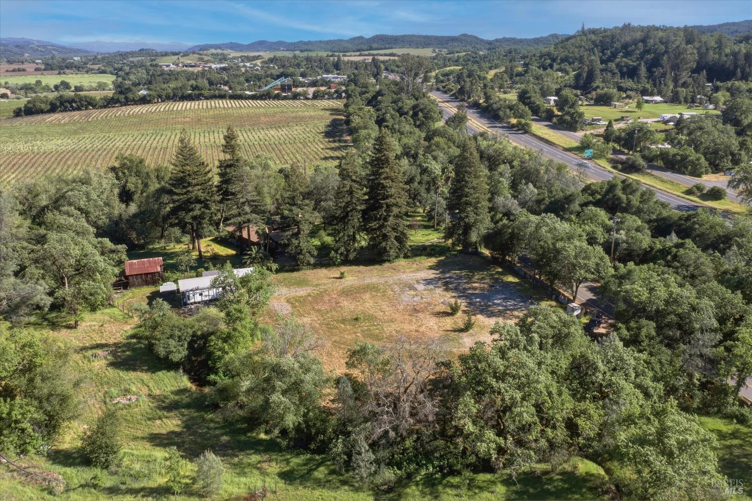 27632 Asti Road Cloverdale CA 95425