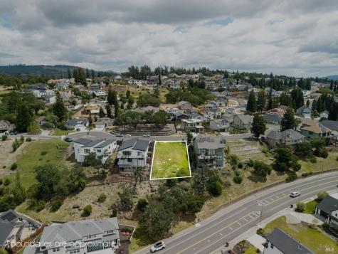3725 Deauville Place Santa Rosa CA 95403