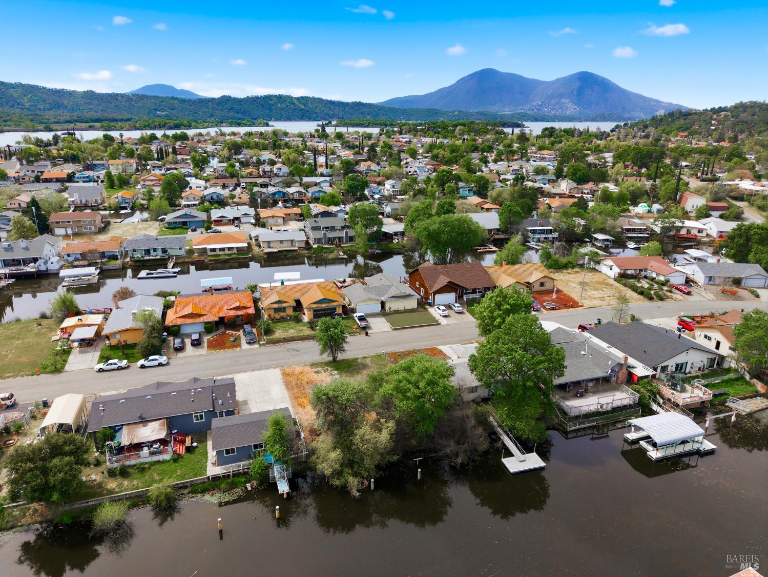 13344 Anchor Village Clearlake Oaks CA 95423