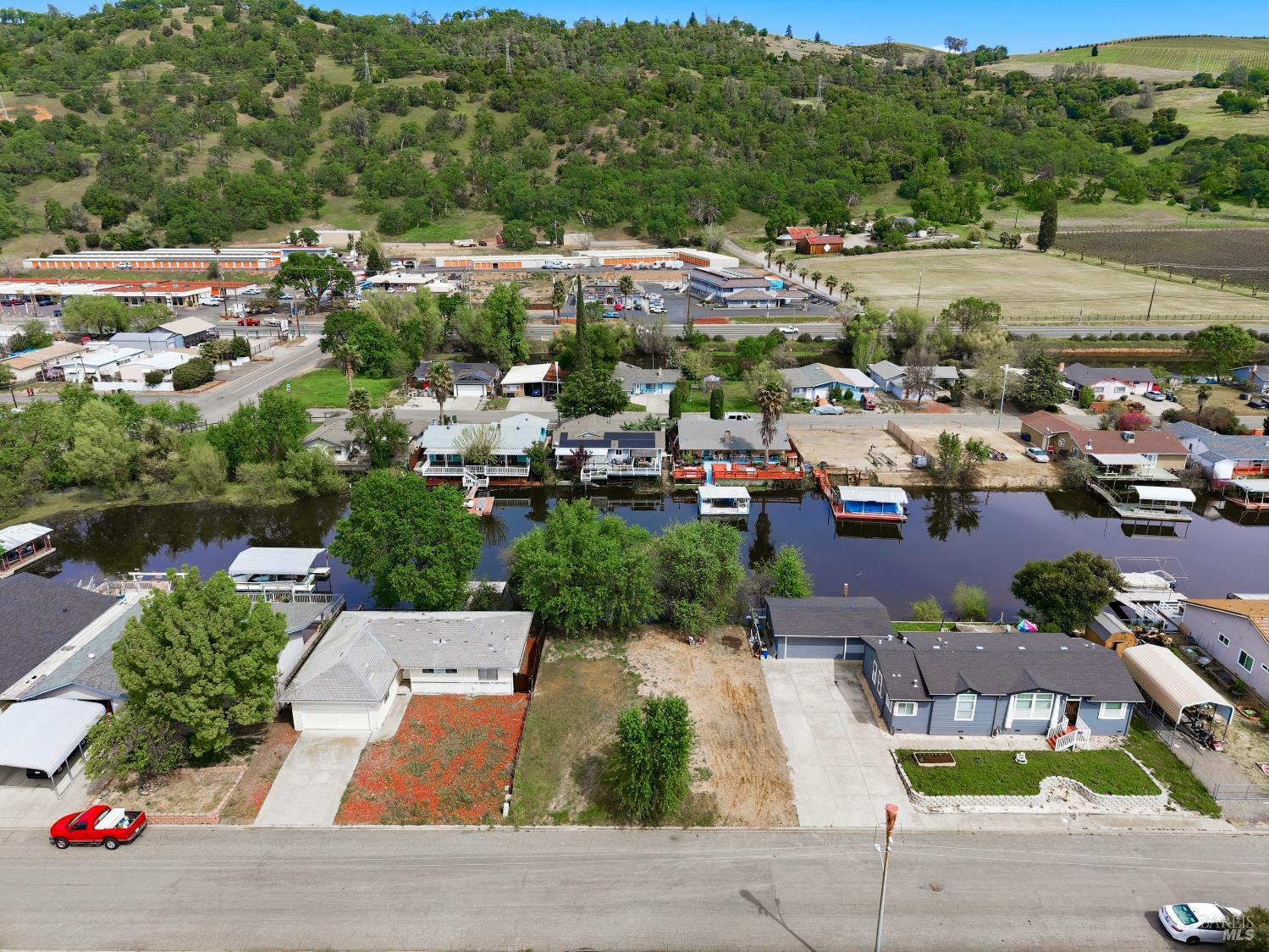 13344 Anchor Village Clearlake Oaks CA 95423