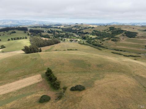 4855 Canfield Road Petaluma CA 94952