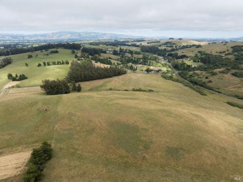 4855 Canfield Road Petaluma CA 94952