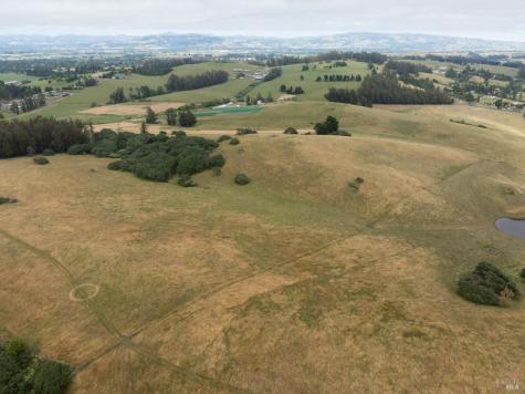 4855 Canfield Road Petaluma CA 94952