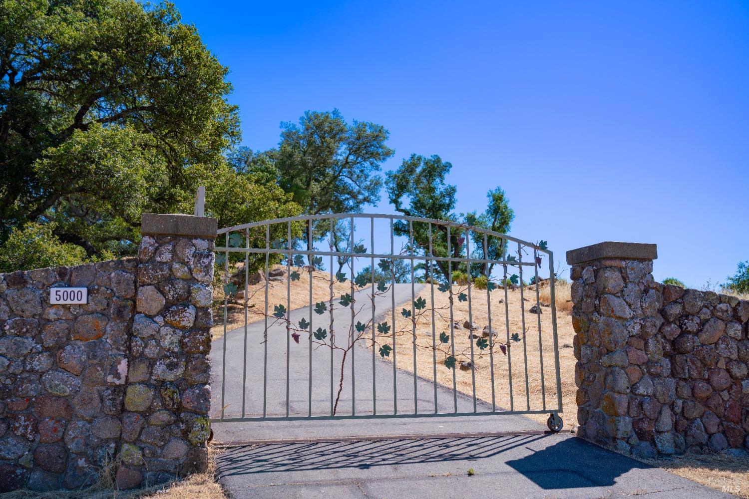 5000 Upper Ridge Road Santa Rosa CA 95404