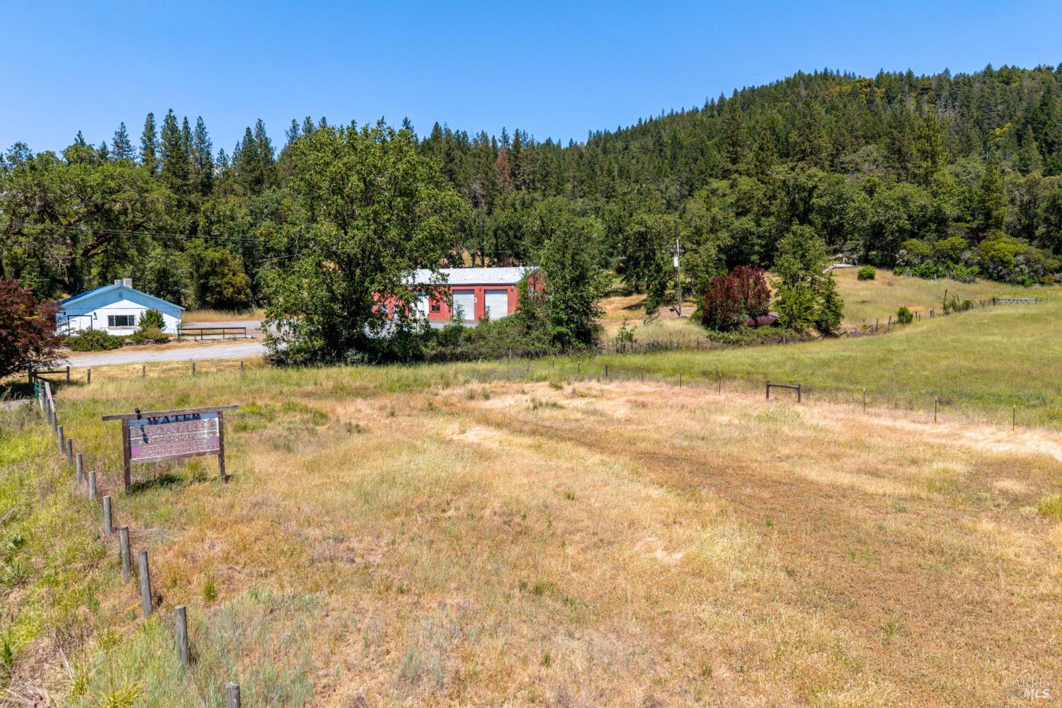 45455 Highway 101 Laytonville CA 95454