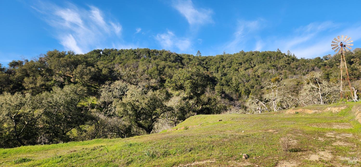 2101 Leslie Road Healdsburg CA 95448