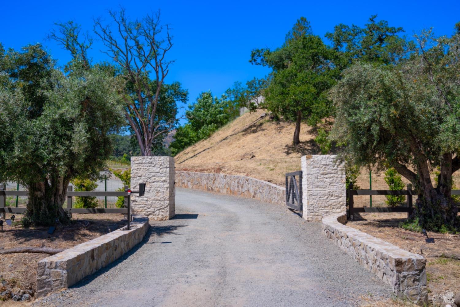 2641 Riebli Road Santa Rosa CA 95404
