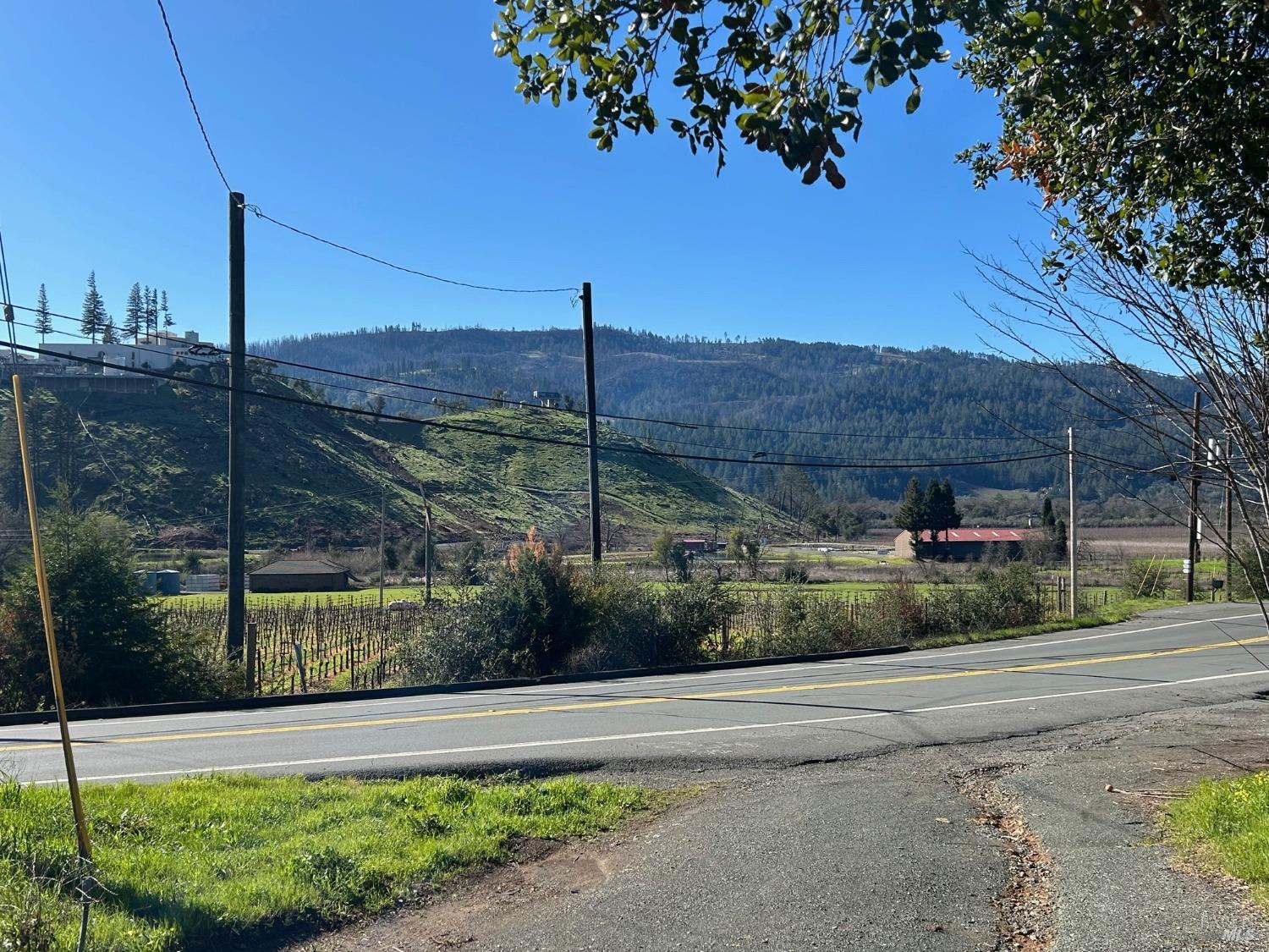 4498 Silverado Trail Calistoga CA 94515