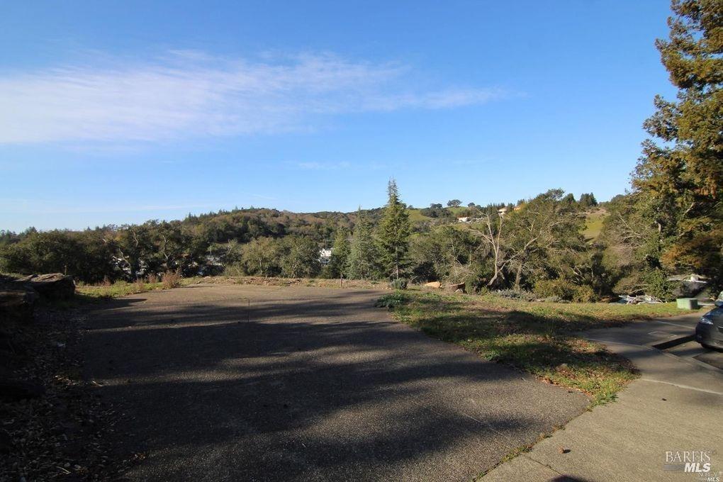 3816 Clear Ridge Santa Rosa CA 95404