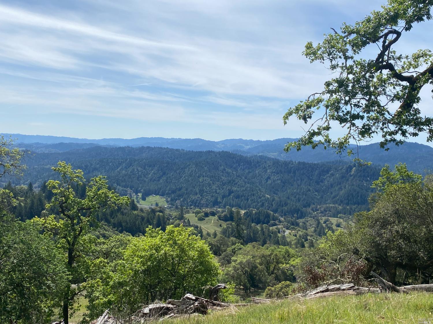 19010 Hulbert Road Yorkville CA 95494