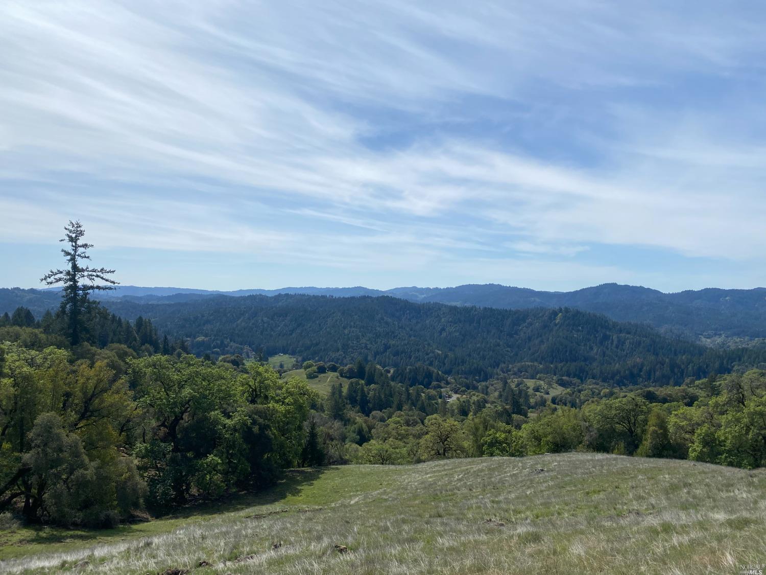 19010 Hulbert Road Yorkville CA 95494