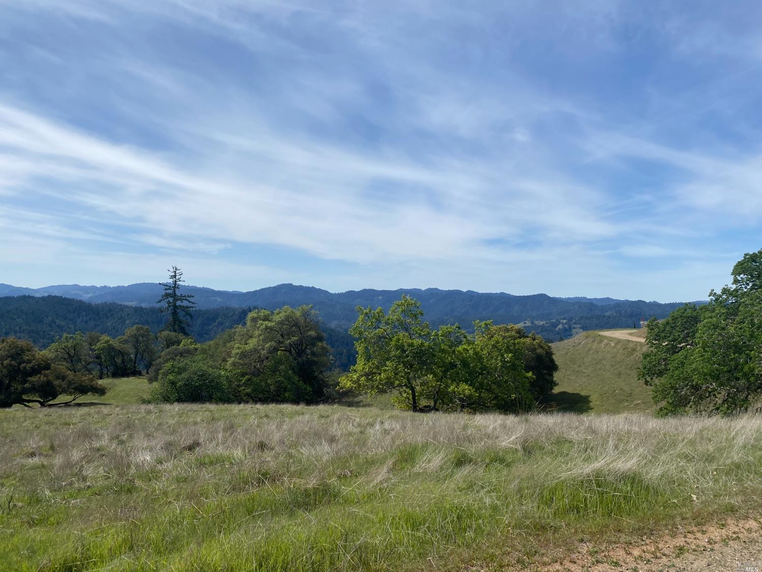 19010 Hulbert Road Yorkville CA 95494