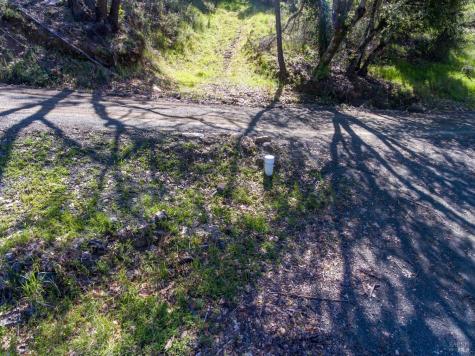 7935 Street Helena Road Santa Rosa CA 95404