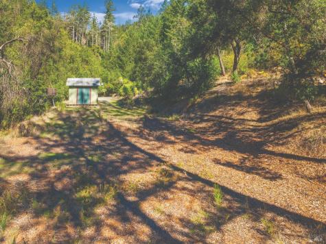 6581 St Helena Road Santa Rosa CA 95404